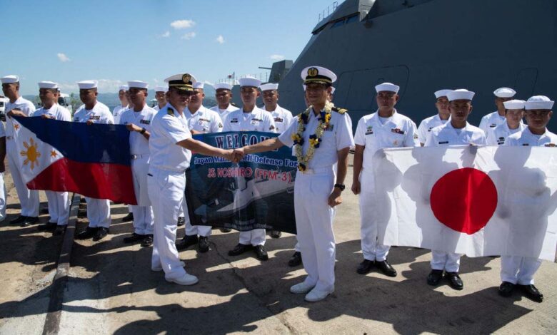 日本とフィリピン、新たな防衛協定を締結し、共同訓練強化と抑止力増強